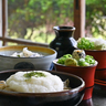 すりおろし大根が香る“山の芋とろろ”が絶妙！三田市『水無月亭』の名物・雲水そば