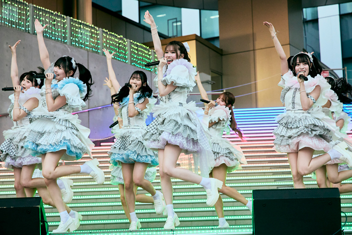 当選品 HKT48 直筆 サイン入りポスター 半袖天使 予約商品】19thシングル 選抜個別生写真 地頭江音々 A - HKT48