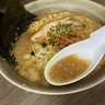 旨みやコクが凝縮されたコッテリ味のみそラーメン3杯