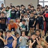 ボクシングで熱い交流　Ｔ＆Ｔが青少年合宿