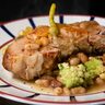 【福岡の名ビストロ】ディナーでは本格的な「バスク料理「をアラカルトで楽しめる人気店！ランチはガレットも。