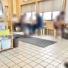 摂田屋町にオープンしたラーメン店『黒りりん』で『背脂ブラックにんにく』食べてみた。