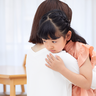 増える「子どもの性被害」…親の対応は？　相談先は？　小児科医が詳しく説明