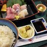 【京都ランチ】海の京都が誇る老舗食事処！旬の地魚の新鮮『刺身定食』を駅前で「きくのや」