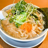 「丸源ラーメン」の『熟成醤油野菜肉そば』（枚方市出屋敷元町）【ひらつーグルメ】