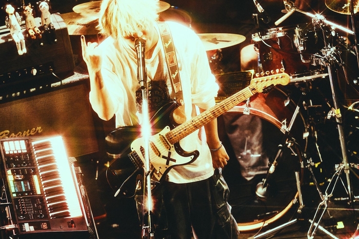 【Kani-boy】秋山黄色 presents BUG SESSION Kani-boy】秋山黄色 presents BUG SESSION 秋山黄色 presents