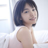 當真あみ、無垢なる少女が移り変わっていく姿を収録！