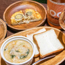グラスワインが一律1,100円！みなと元町の『TOS.KOBE』