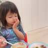 川崎希、可愛すぎる娘の姿を公開「お箸を上手に使えるようになってて」