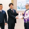 若手経営者｢徳の会｣米400kgを寄付