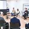 車座集会　｢前向きな終活｣談義　区民12人が福田市長囲み