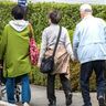 白髪になると高齢者扱い？“エイジズム”にうんざり…偏見か親切心か