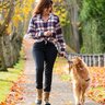 犬の『危険な歩き方』4選　いつもと違う場合は病院へ。歩行異常の原因とは？