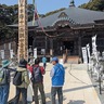 本尊の特別開帳に350人　飯山観音長谷寺で