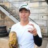 U18代表候補を“変化球三つ”で3球三振…沖縄尚学が誇る最速150キロ左腕「末吉良丞」の確かな進化、憧れの『宮城大弥』に近づく