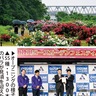 厚木市　バラの祭典にぎわう　相模川ローズガーデン