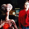 『E.T.』でE.T.がエリオットの母親メアリーに恋心を抱くシーンがあった