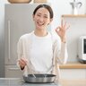 また腐らせた…は防げる！「食費が少ない人」が意識している“梅雨時の買い物ルール”3つ