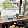 「ここにしかない出会い」が詰まってる。上田のブックカフェ『本と茶