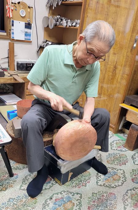 人間国宝　金工家　奥山峰石作　鍛金　マドラー　共箱　V　R4614 人間国宝 金工家 奥山峰石作 鍛金 マドラー 共箱 V R4614 - メルカリ