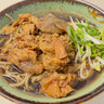 鶏皮そばにきくらげかき玉……肉そばの名店『豊しま江戸川橋店』に起きた変化。“安心の定番”からはみ出ようとしたわけ