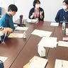 ケアプラザと若者交流　広報紙作りで魅力発信
