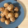 周りが全部カリカリで香ばしい「プチ焼きおにぎり」を一気にたくさん作るワザ「子どもが喜ぶ！」「楽しい」