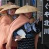 【取材レポート】雁木通りで盲目の旅芸人、高田瞽女の「門付け」（瞽女唄）の再現（新潟県上越市）