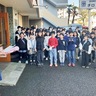 南山田小４・６年児童　「チロル」の閉店惜しむ　歌声で感謝伝える