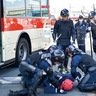 バスジャック想定し訓練　小田原警察署と箱根登山バス