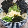 【松山市・島うどん】海を眺めながらうどんをすする！興居島名物ひじき天がのったうどん