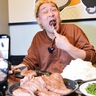 限界の大食いチャレンジ　小田原にＭＡＸ鈴木さん