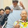 ココリコ・遠藤の妻、夫に再会し涙を流していた父親「血縁関係がない家族は面会ができなかった」