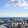 勾配率20%越えの“激坂”を登った先には絶景が！坂の街・塩屋で見つけた【神戸のうわぁ…な坂】