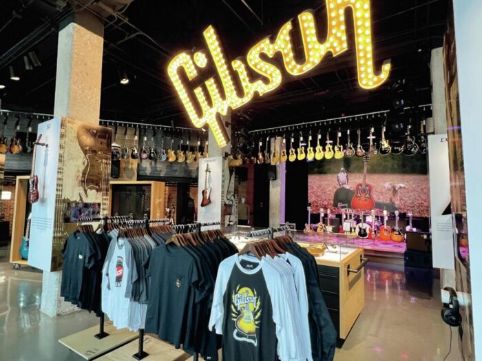 モヒカン小川、ギブソンの本拠地でもある音楽の都・ナッシュビルをゆく