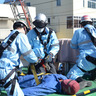 自動車学校で訓練　消防隊員100人が参加
