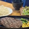 2025年5月30日オープン　肉バル　ニクトトモダチ