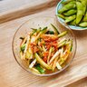 冷蔵庫にある野菜で作れる！キムチと相性抜群“腸がよろこぶシャキネバ食材”とは