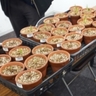 戸畑の名を冠する花「戸畑あやめ」　区役所が鉢植え30個を無料配布【北九州市戸畑区】