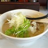 中太麺に濃厚なゴマの風味が絡む“辛くない”担々麺【らーめん