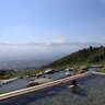 山梨県の温泉で甲府盆地を見下ろし、富士山を仰ぎ見る！