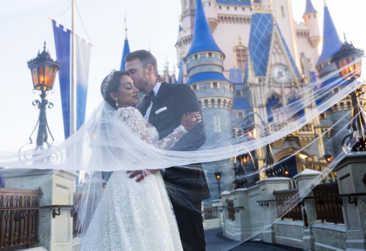 ディズニー結婚式】憧れすぎる…！本場の「ディズニープリンセス