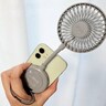 【画期的】片手でスマホと扇風機を同時利用！