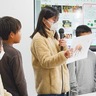 青葉台小４年　屋上養蜂の特別講師に　ハチの生態などを解説