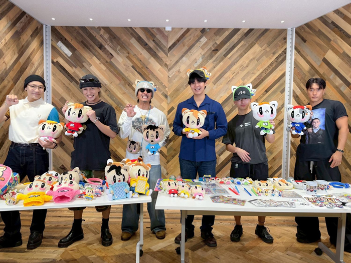 GENERATIONS 集合クッション 8th Anniversary GENERATIONS - GENERATIONS 集合クッションanniversary