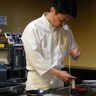 博多うどん×寿司　再起を誓う料理人が開いた「-UDON-