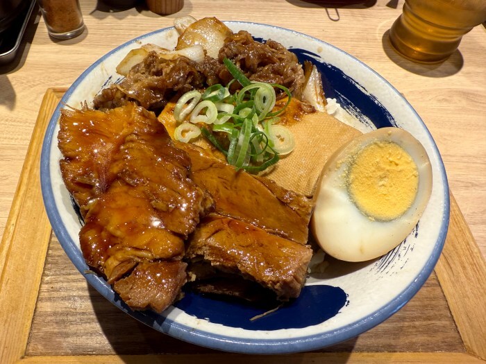 全国送料無料ギフト 肉の競演】超パワー系「豚角煮と牛焼肉丼」が期間限定で登場中 バーベキュー・調理用品