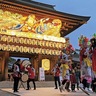 寒川神社迎春ねぶた　｢弁財天と蛇｣神門に　２月23日まで設置・点灯