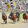 勇猛果敢な「甲冑競馬」と「神旗争奪戦」を観に行こう
