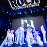 INI(アイエヌアイ)灼熱のメインステージでロッキン初パフォーマンス！『ROCK